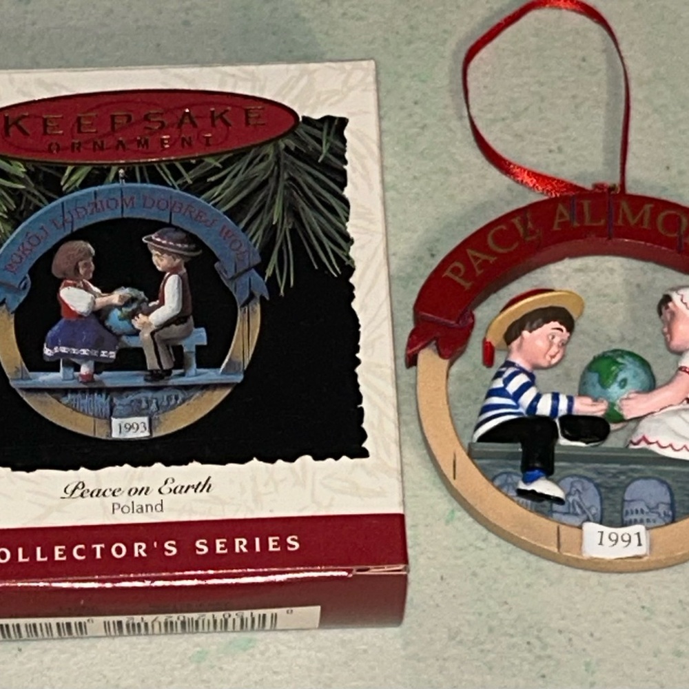 2 Hallmark Keepsake Ornament Peace On Earth